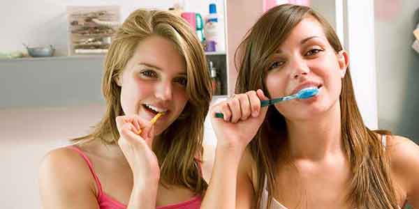 Teenager Zahnpflege